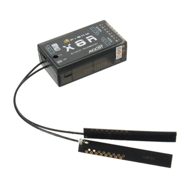 FrSky X8R 2.4G 16CH SBUS Full Duplex Telemetry Receiver for Taranis X9D X9D PLUS- PCB RC Airplane FPV Racing Drone Transmitter